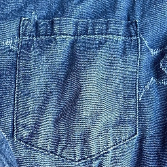 Fun Denim Button Down Shirt Distressed Star Pattern Throughout Boxy Cut SZ M - Picture 5 of 11